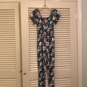 Bailey Lane size L (kids)/ 12-14, floral jumpsuit.